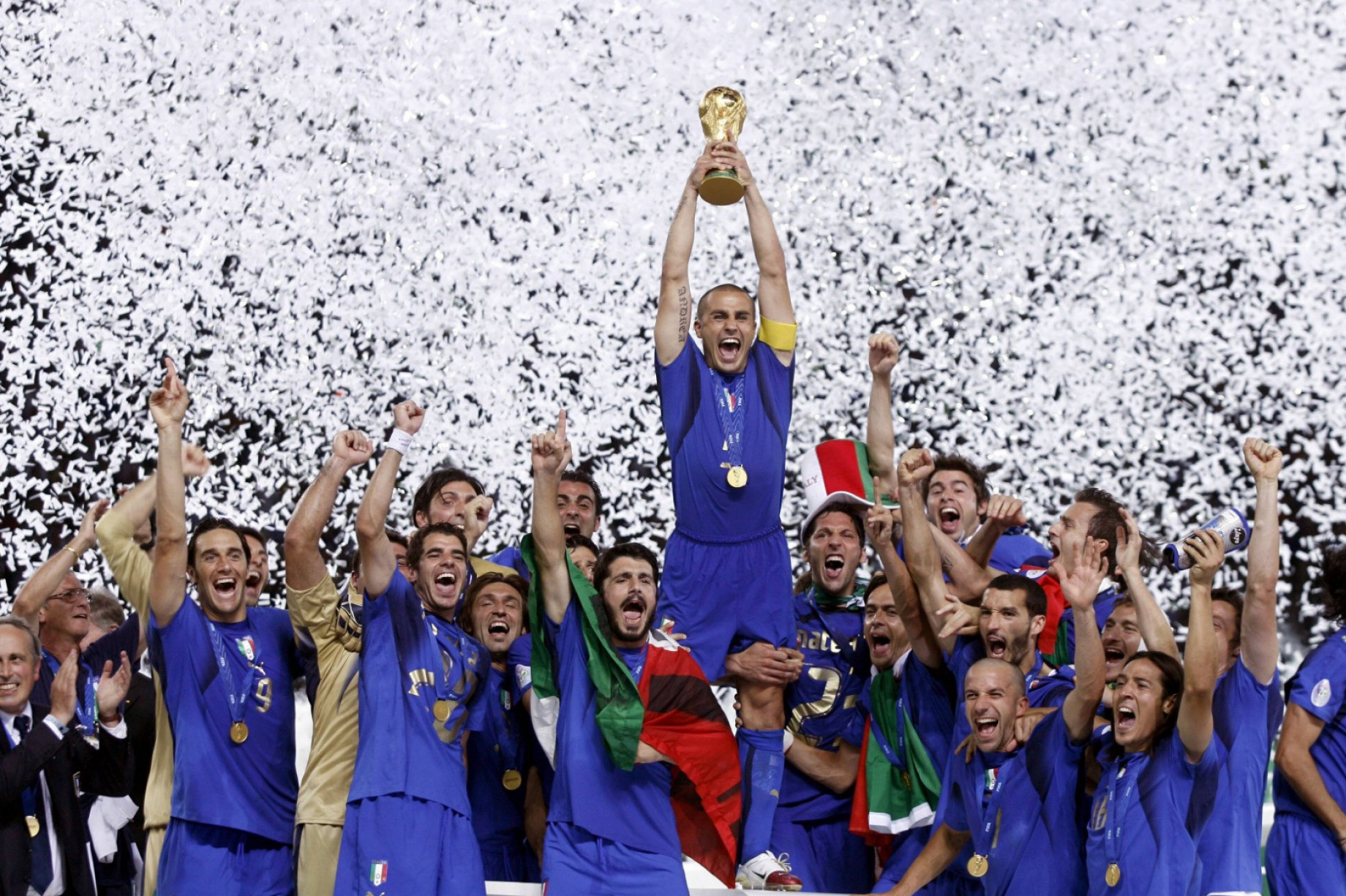 Italia 2006 Cannavaro IMAGE (GALLERY).jpg