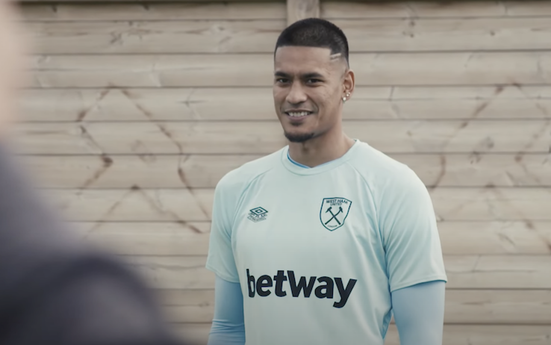 alphonse-areola-west-ham-screen-1.png