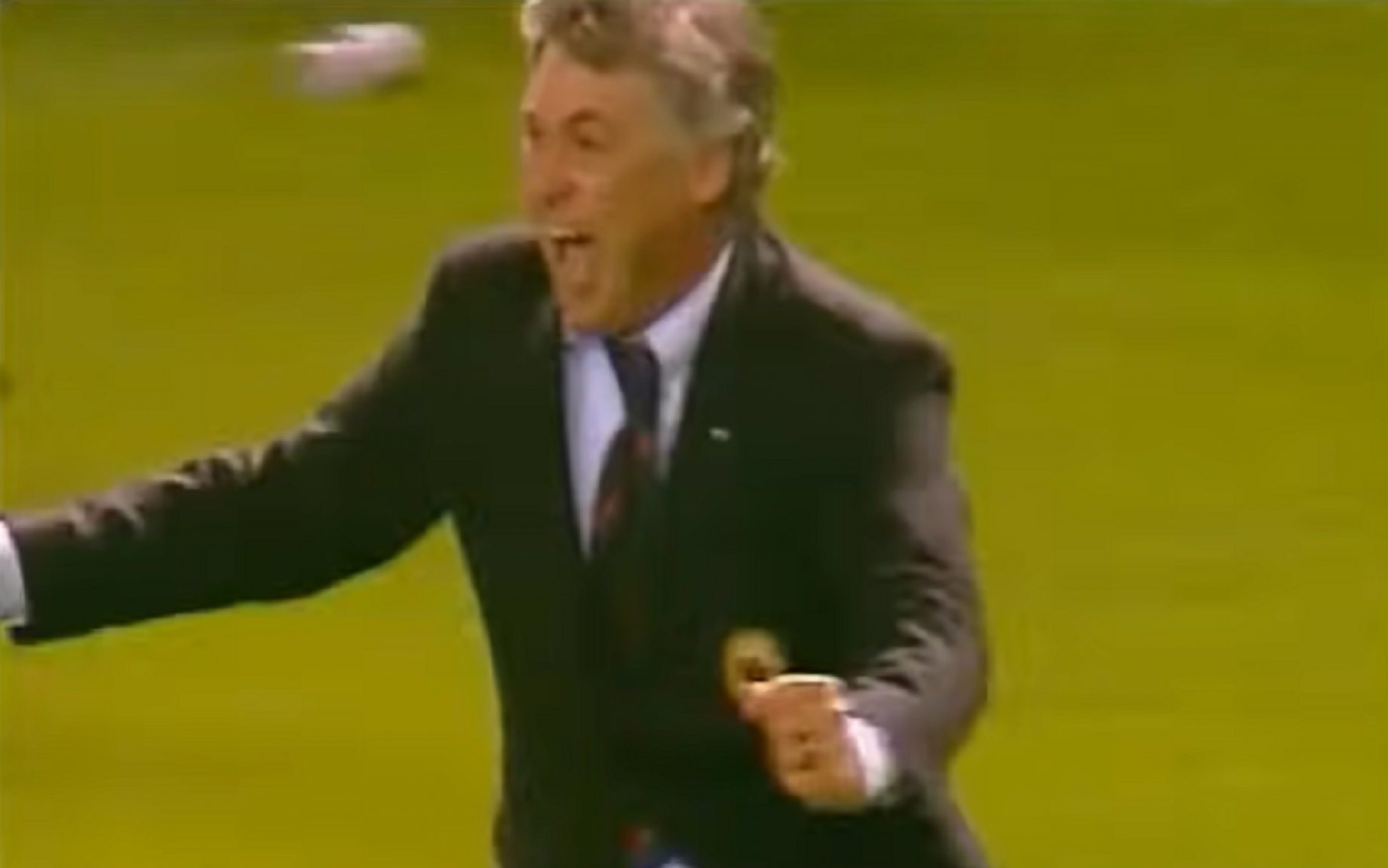 ancelotti-finale-manchester-2003-screen.png