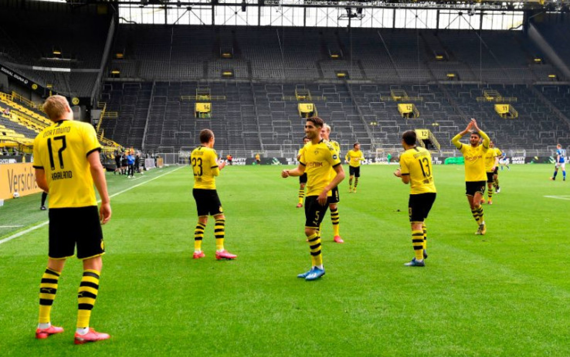 Borussia_Dortmund_esultanza_GETTY.jpeg