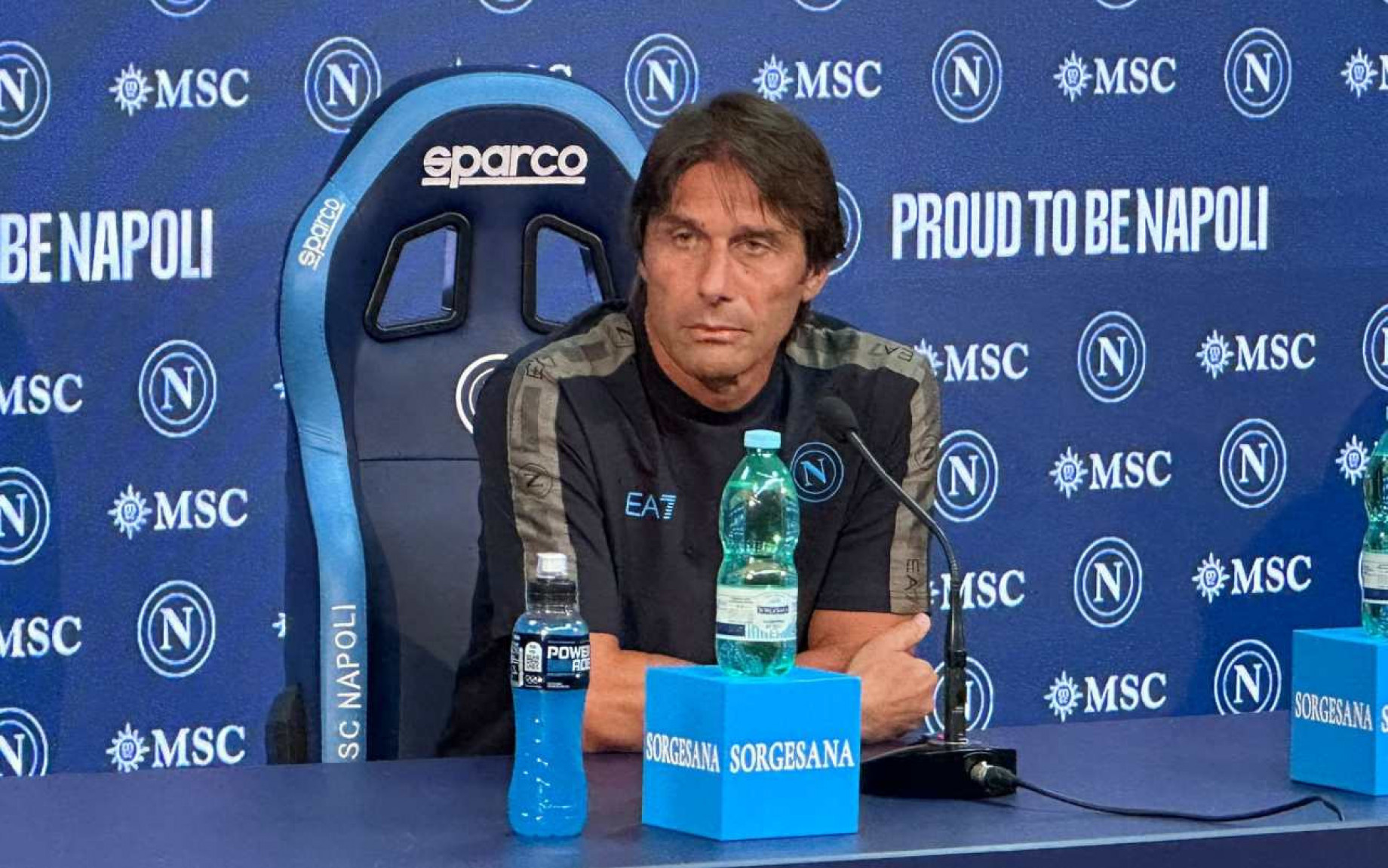 conte-napoli-conferenza-stampa-gdm-ok.jpg