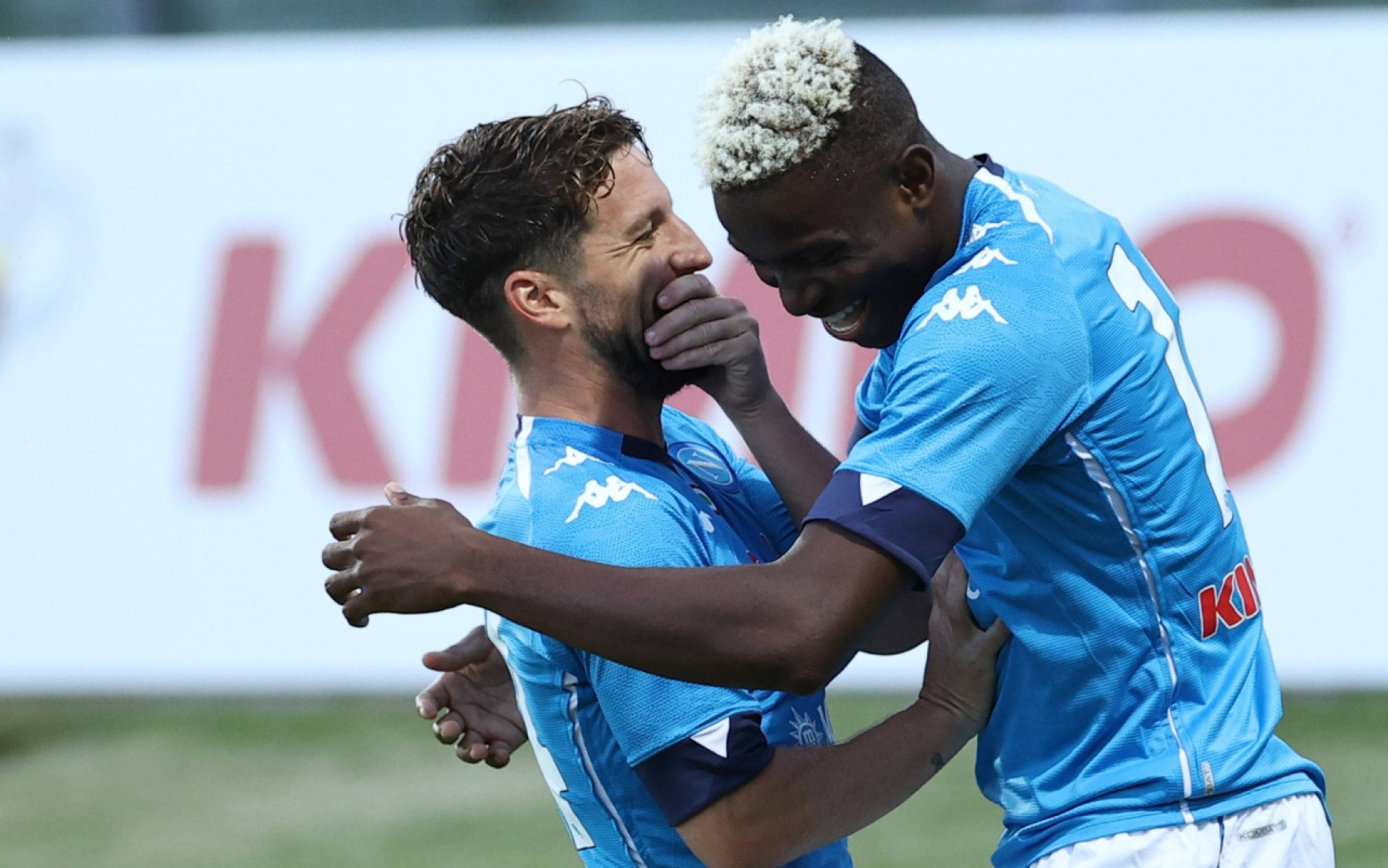 dries-mertens-victor-osimhen-napoli-imago-gpo.jpg