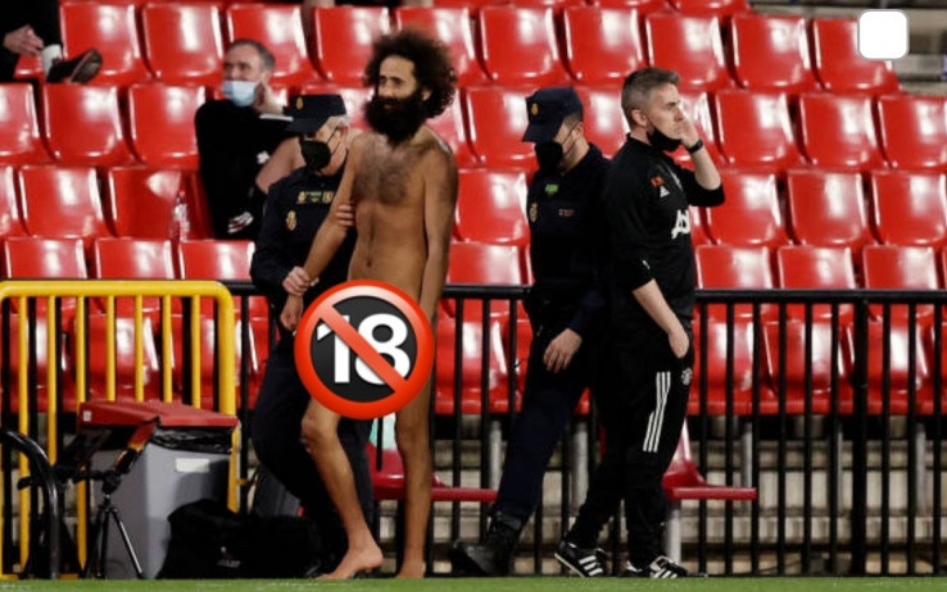Granada Manchester United uomo nudo.jpg