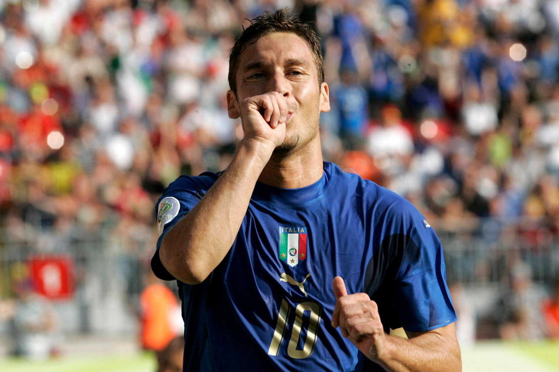 Italia_2006_Totti_IMAGE.jpg