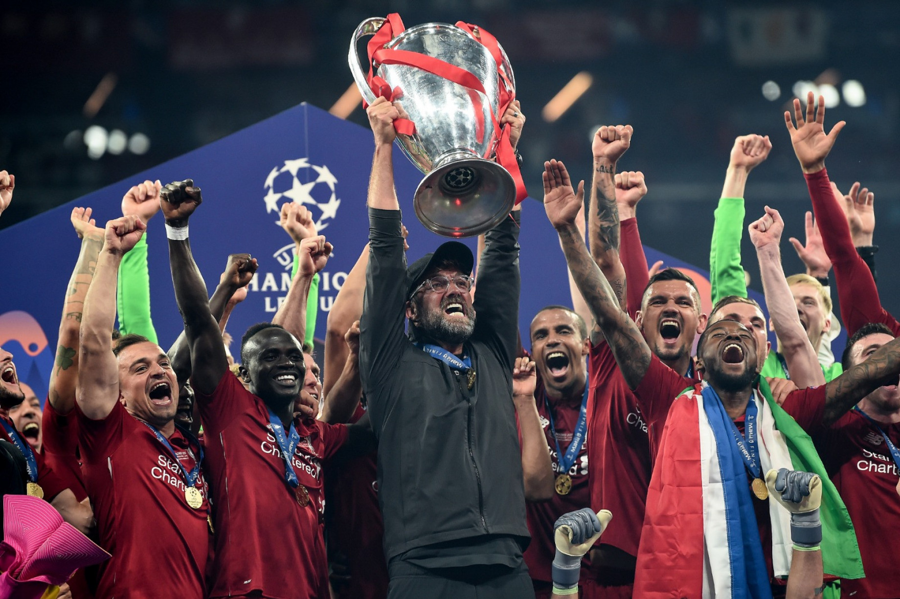 Liverpool Champions festa IMAGE.jpg