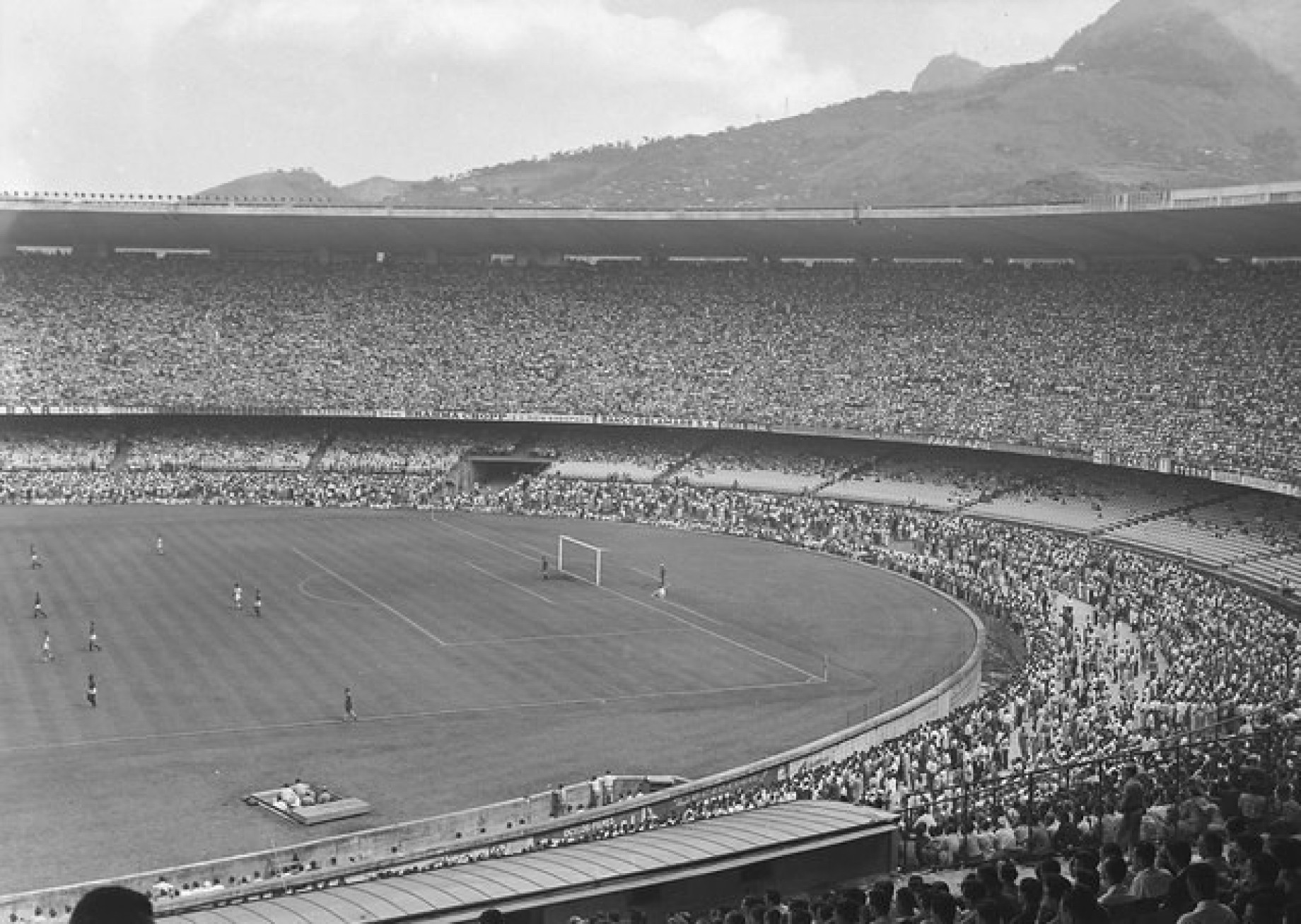 maracana-stadio-wikicommons-ok.jpg