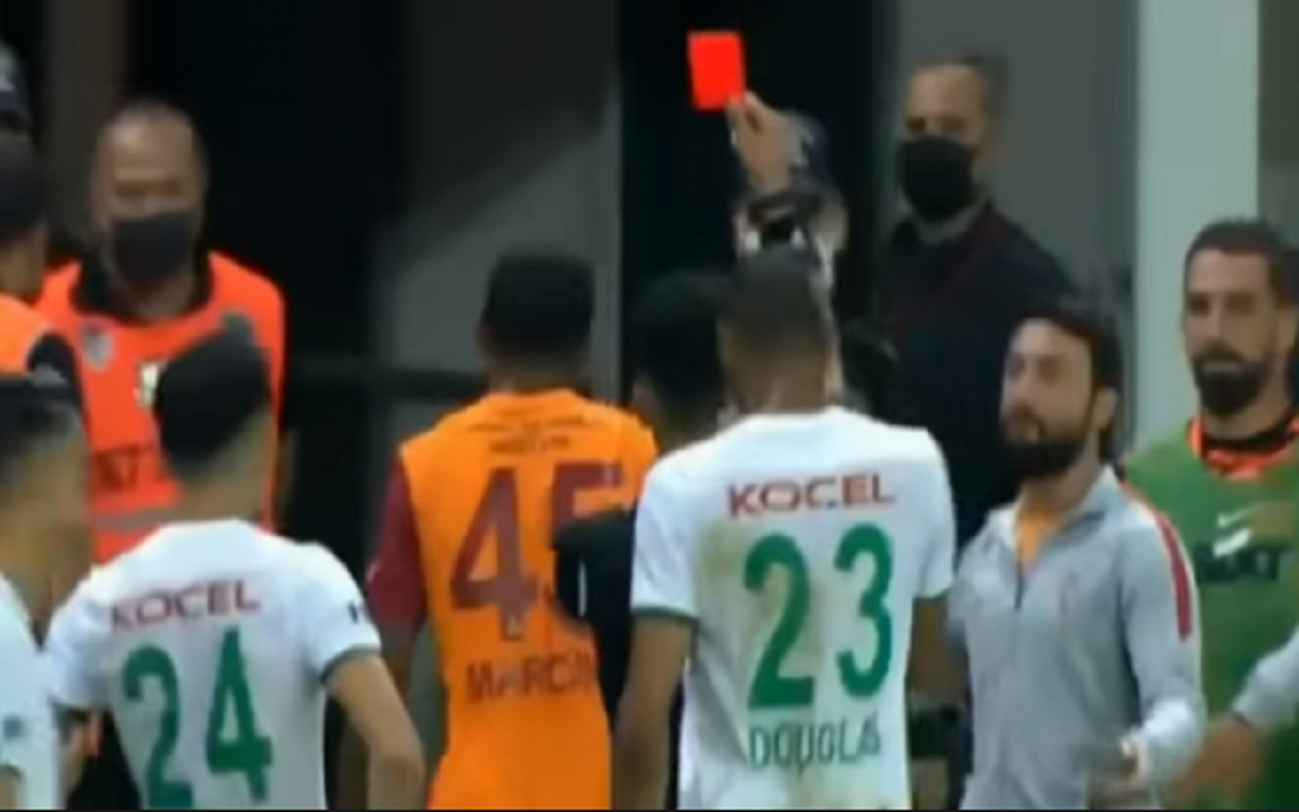 marcao-rosso-galatasaray-screen.png