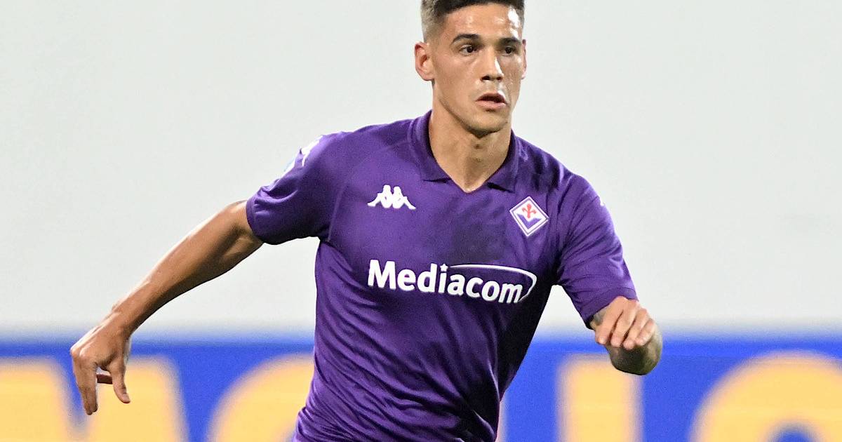 https://gianlucadimarzio.com/images/martinez-quarta-fiorentina-imago.jpg?p=fb&s=6492c645e2502821e3d96ccdc1b3b0a9