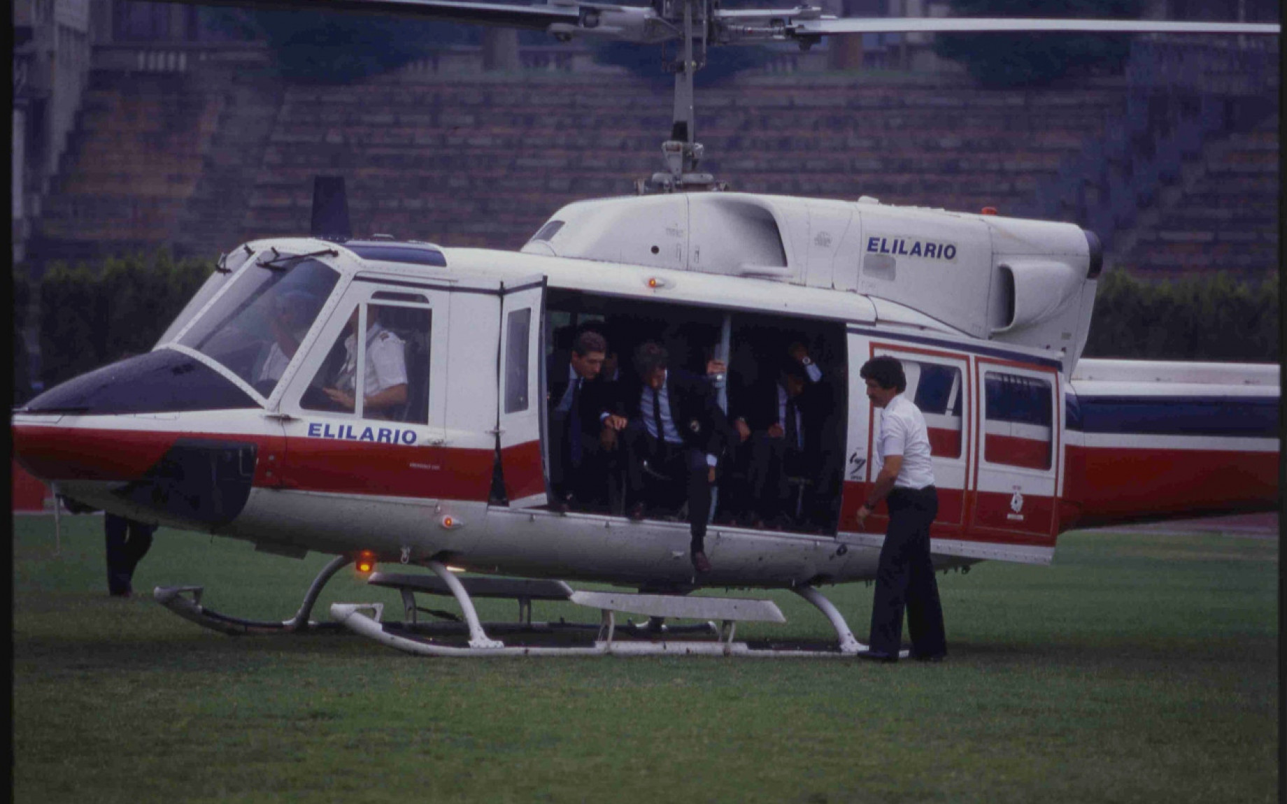 milan-elicottero-berlusconi-baresi-1986-getty-1280x801.jpg