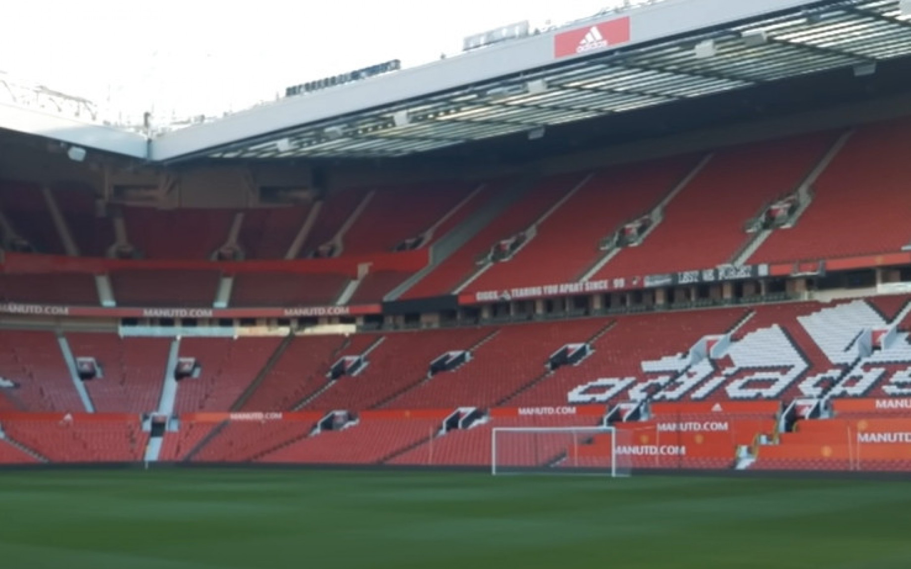 old-trafford-screen.jpg