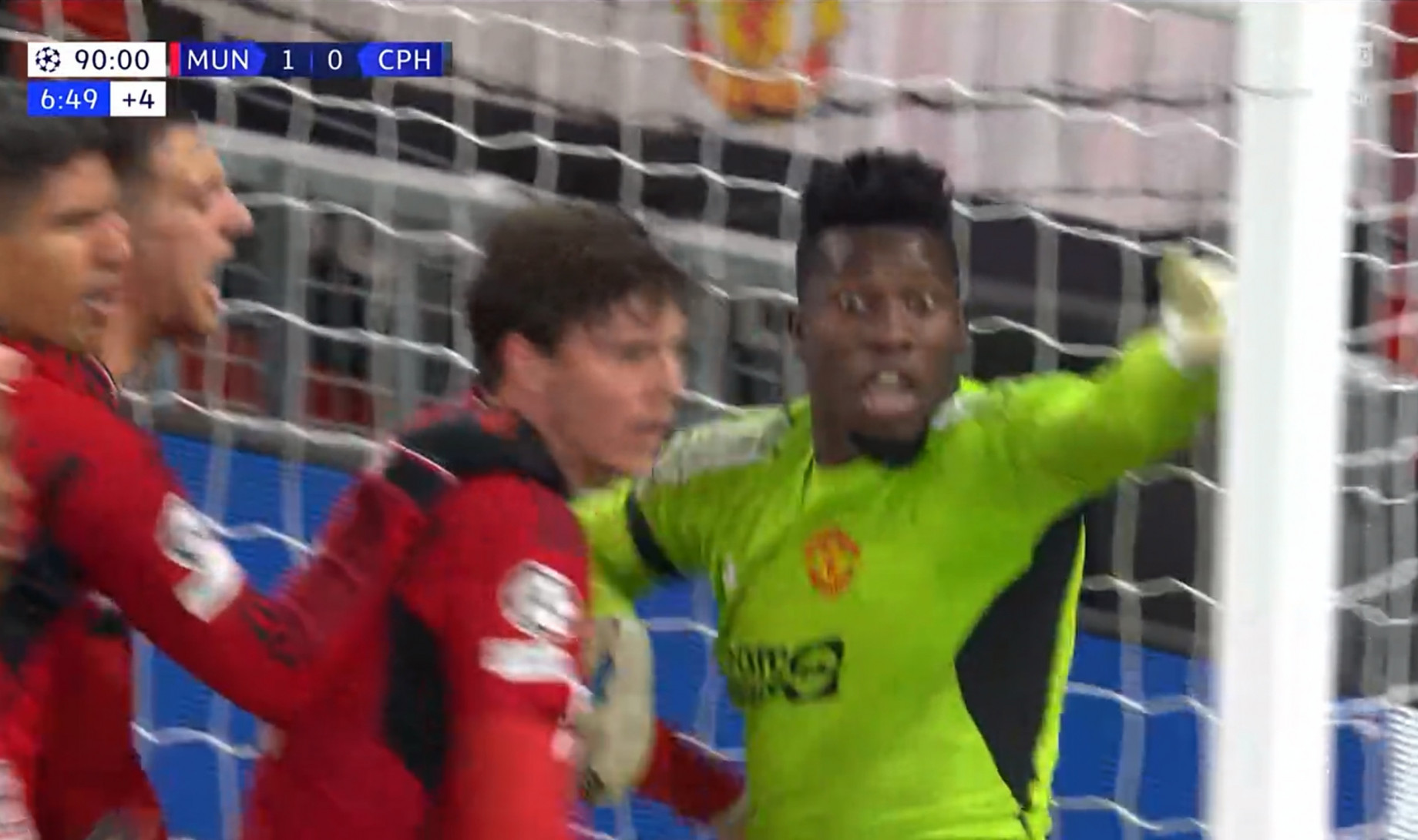 onana-manchester-screen.jpg