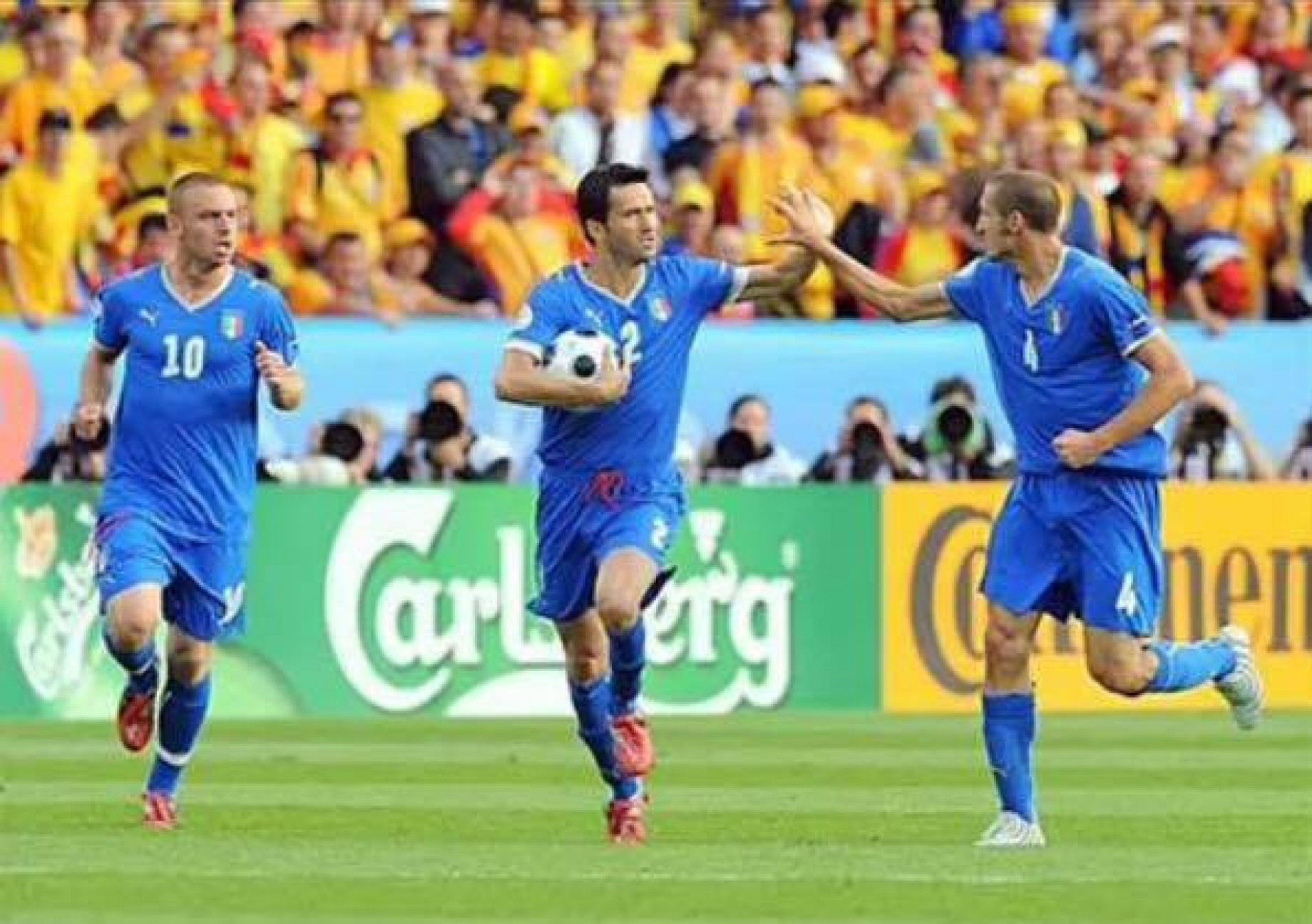 Panucci gol Italia GALLERY.jpg