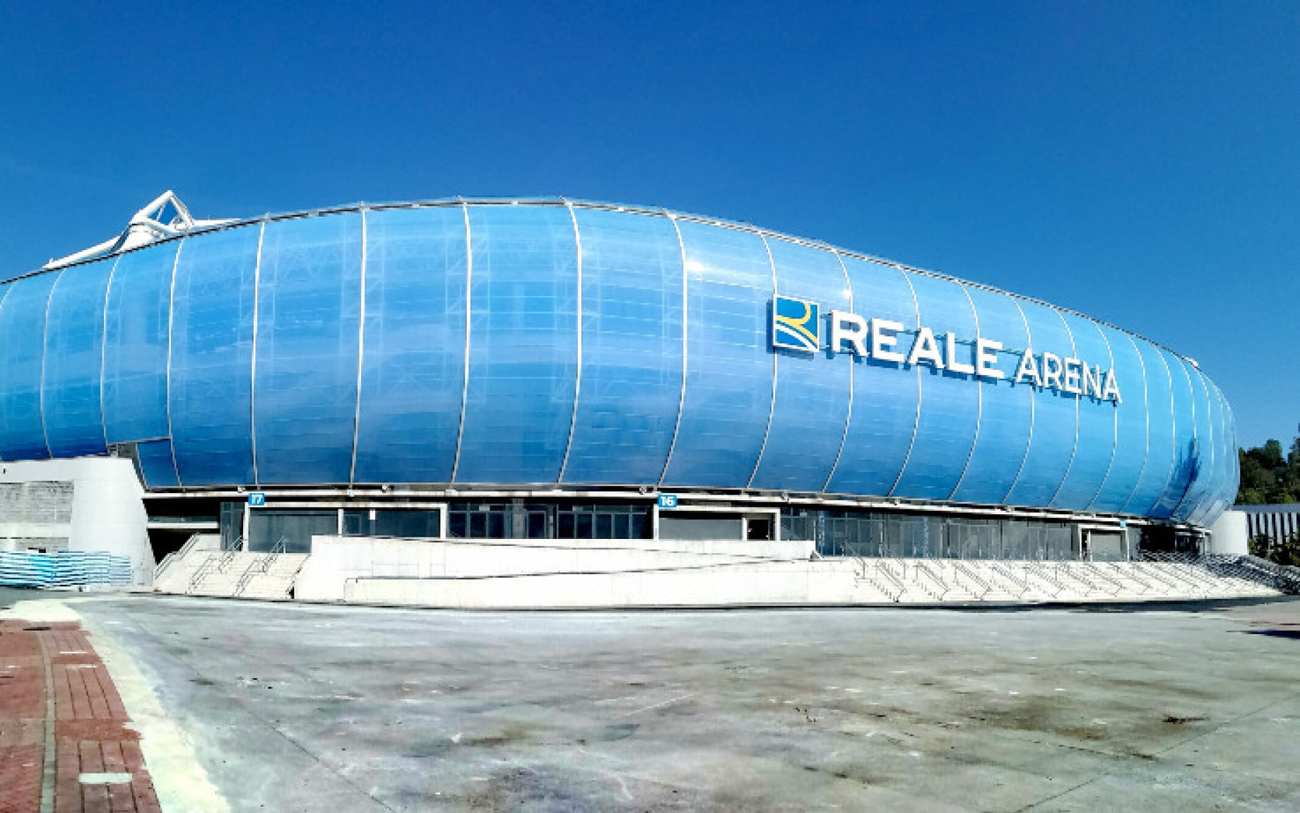 Real Sociedad stadio Anoeta real arena 2 Wikimedia commons