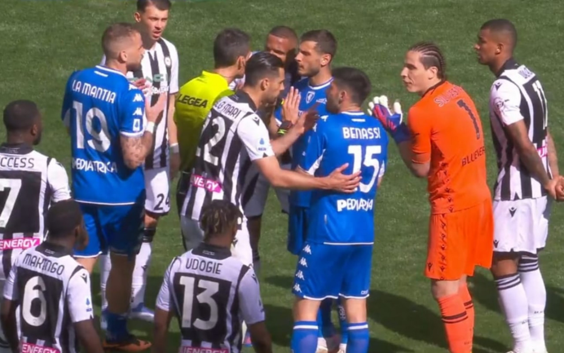 rigore-udinese-empoli-proteste-screen.jpg