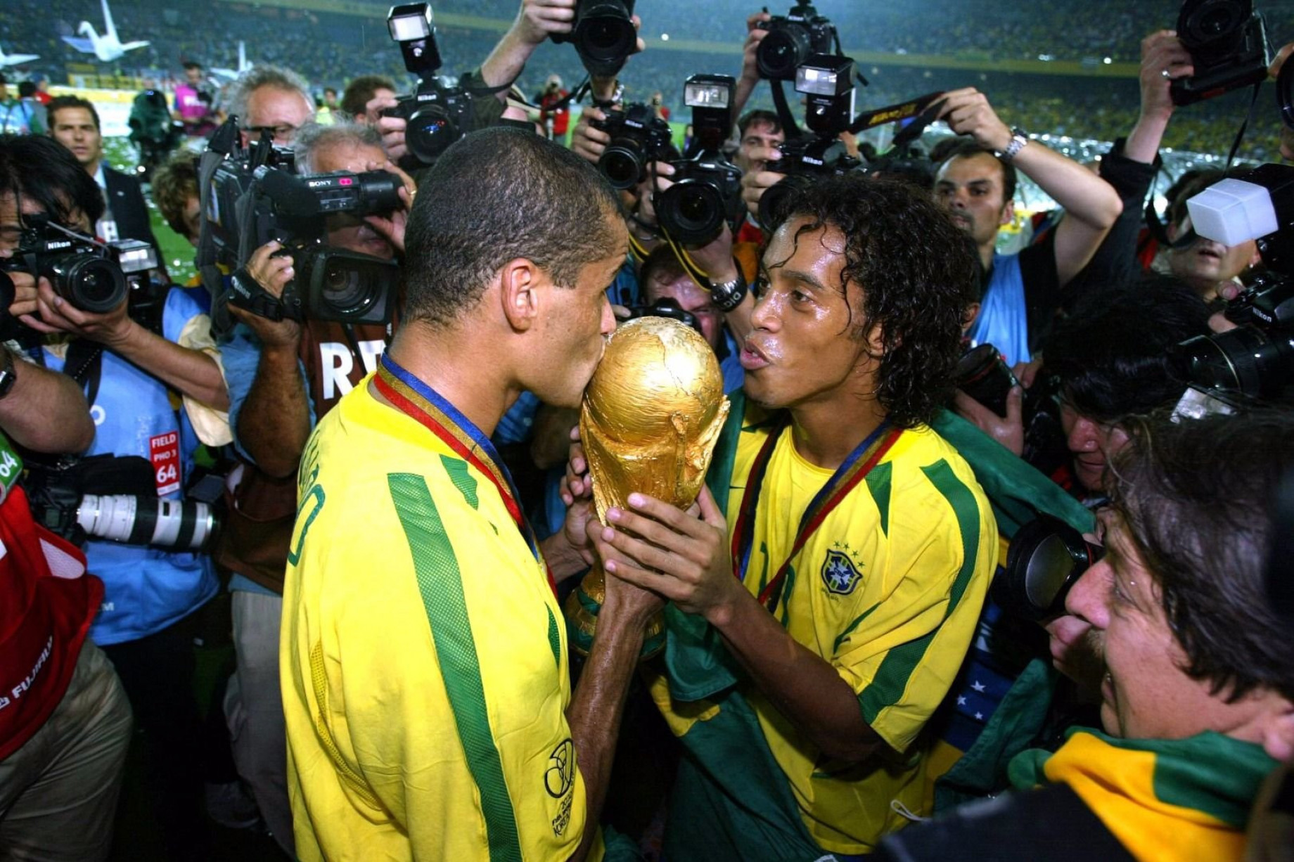 Rivaldo-Ronaldinho_imago00561242h.jpg