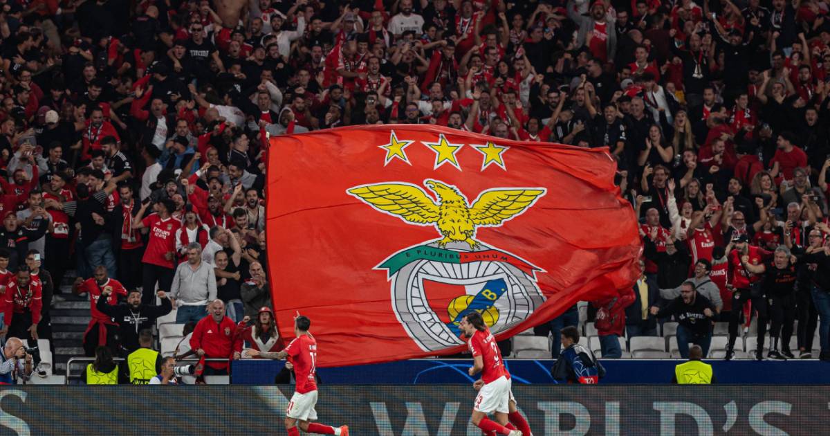 https://gianlucadimarzio.com/images/stadio_benfica_tifosi_imago.jpg?p=fb&s=bb271c64f1eeee9a3c6202935a1d5f28