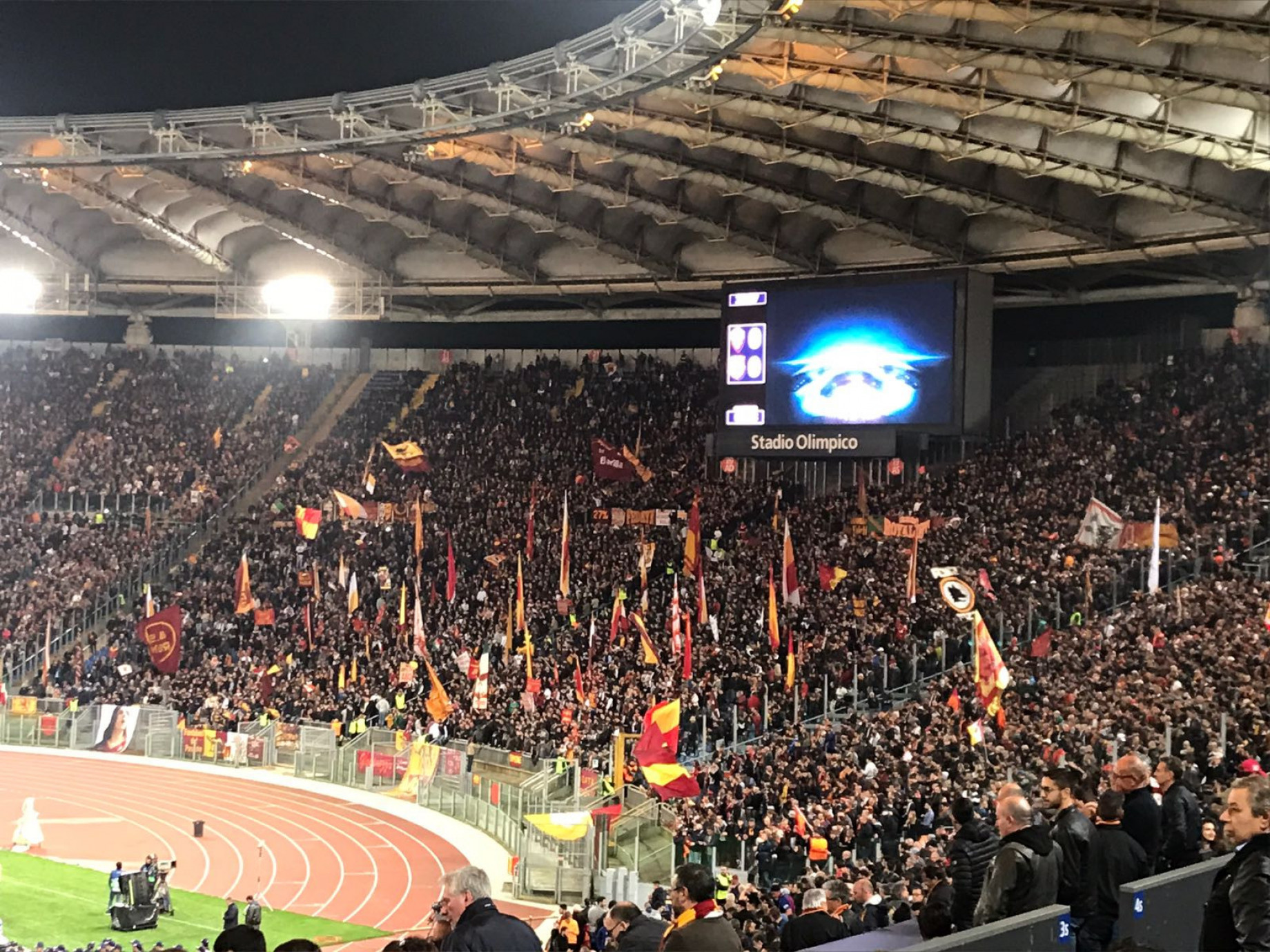 Tifosi Roma 4.jpg