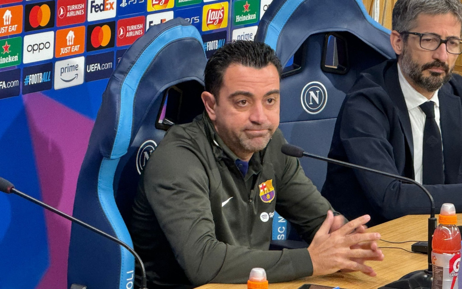 xavi-barcellona-pre-napoli-gpo.jpg