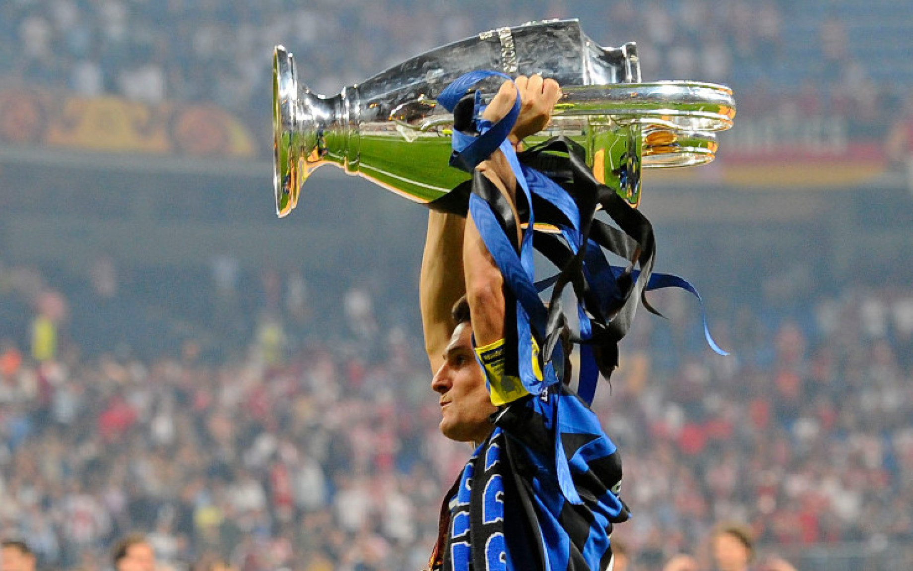 zanetti_inter_champions_IMAGE.jpg