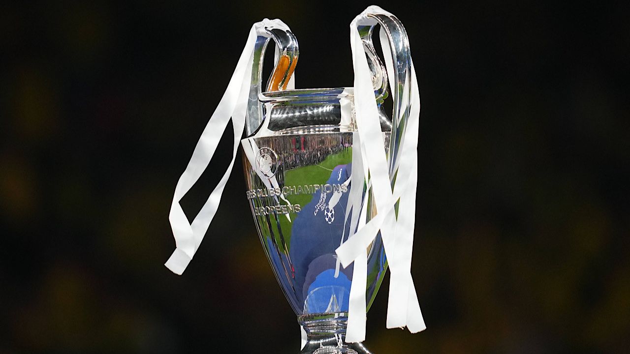 https://gianlucadimarzio.com/wp-content/uploads/2024/12/champions-league-trofeo-imago-copertina-1.jpg