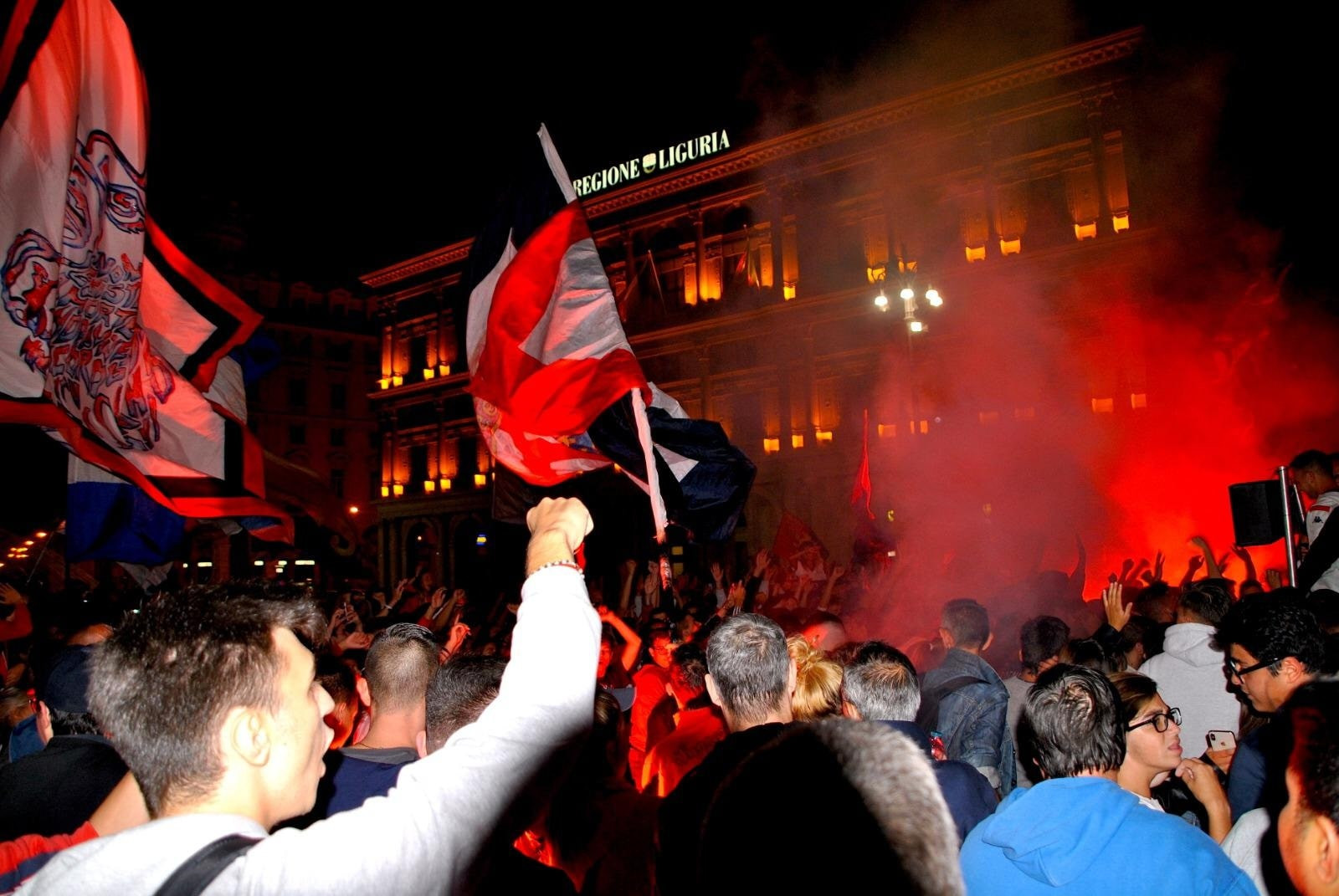 https://gianlucadimarzio.com/wp-content/uploads/2024/12/genoa_festa_126_anni_gdm_1.jpg