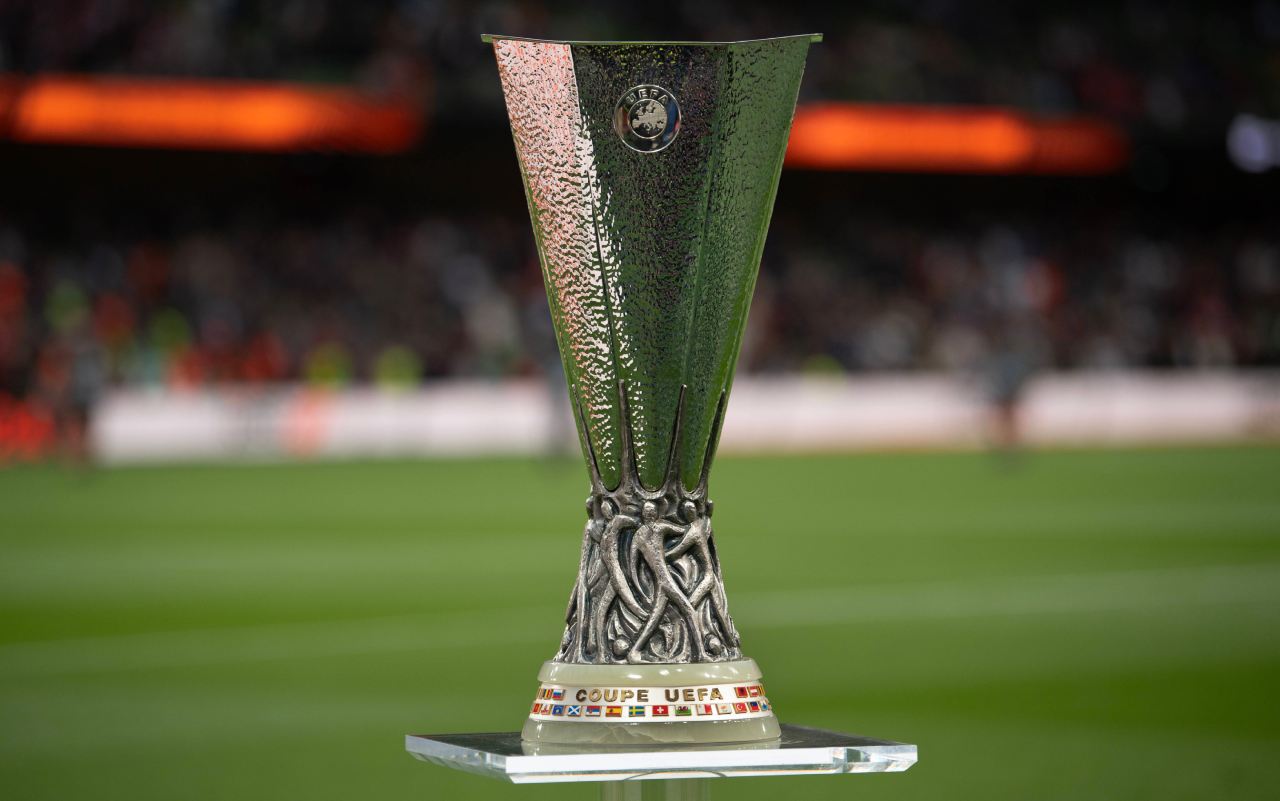 https://gianlucadimarzio.com/wp-content/uploads/2025/01/europa_league_trofeo_imago_copertina.jpg