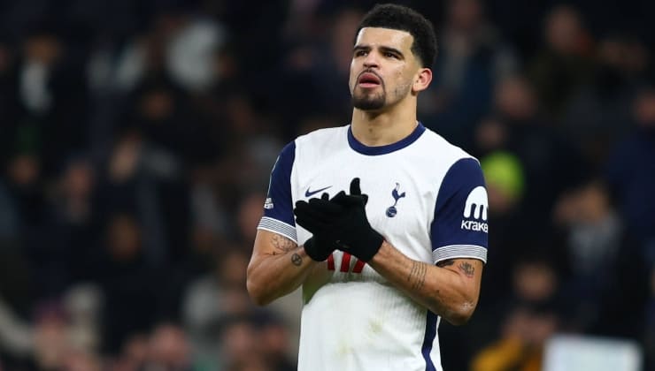 Solanke con la maglia del Tottenham (Imago)