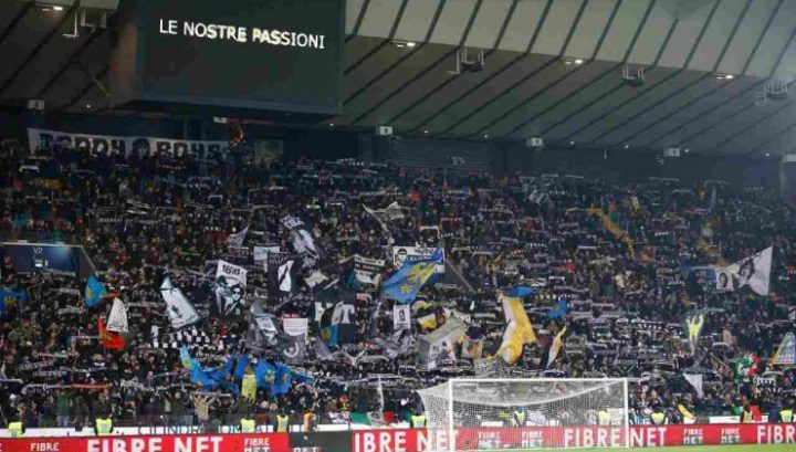 I tifosi dell'Udinese (Imago)