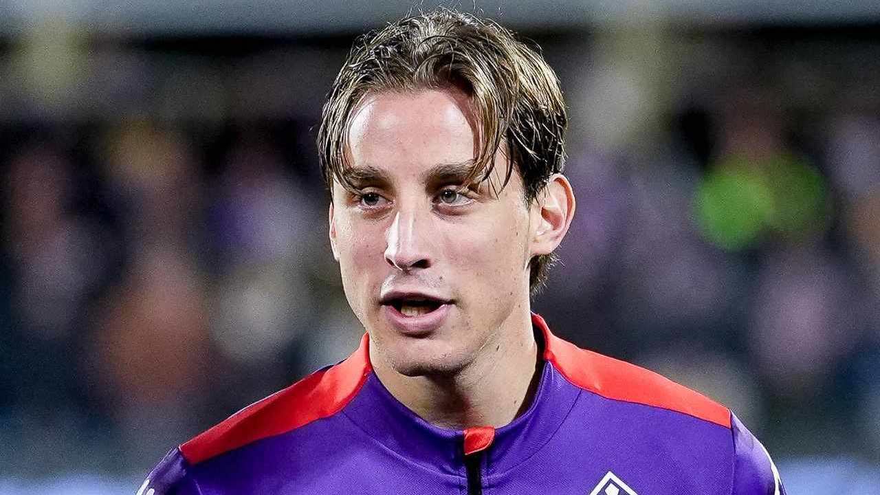 https://gianlucadimarzio.com/wp-content/uploads/2025/02/bove-fiorentina-imago-COPERTINA.jpg