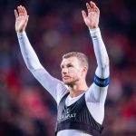 Dzeko lascia il Fenerbahce: il messaggio dell'attaccante