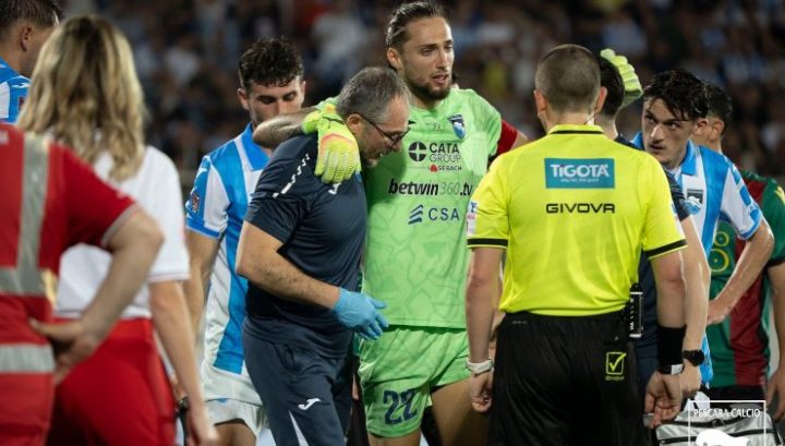 Plizzari con la maglia del Pescara - Credit: Pescara/Massimo Mucciante