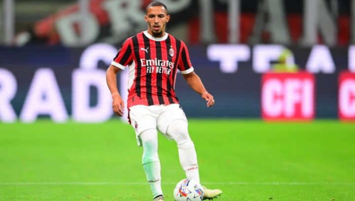 Bennacer con la maglia del Milan (Imago)