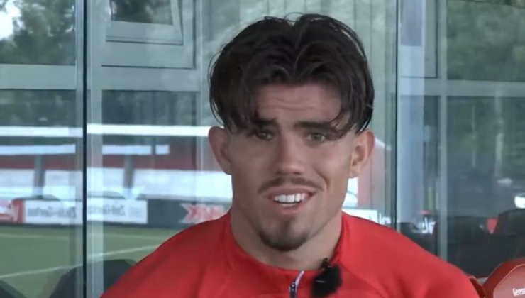 Denso Kasius, AZ (SCREEN)