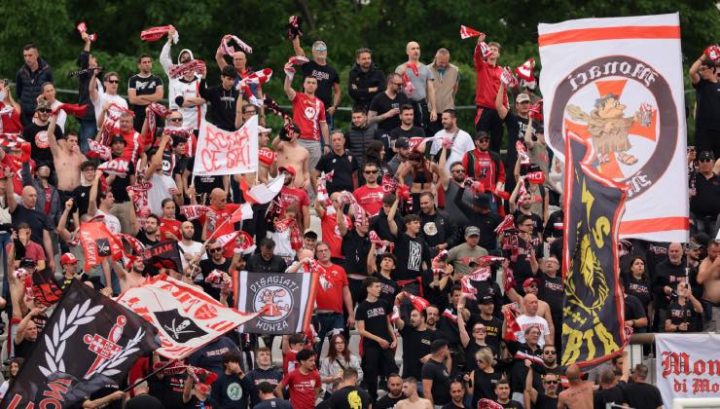 Tifosi del Monza (IMAGO)