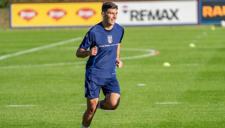 Italia, Nicolussi Caviglia: “Un grande orgoglio la Nazionale. Kean? C’è un rapporto unico”