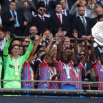 Il Crystal Palace festeggia la vittoria del Community Shield contro il Liverpool (IMAGO)