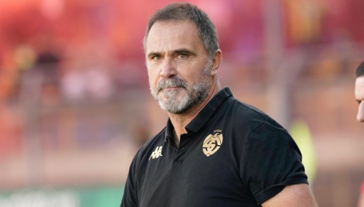 Spezia, D'angelo resta in panchina: la decisione del club