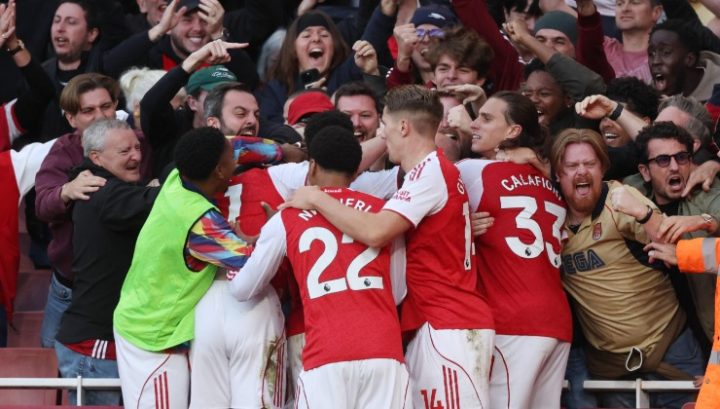 L'esultanza dell'Arsenal dopo il gol di Martinelli contro il Manchester City (IMAGO)