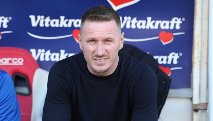  iniziamo a rivedere i pezzi come- Italia si qualifica se Ignazio Abate, allenatore della Juve Stabia (Imago)