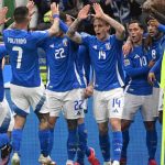 Alcuni giocatori dell'Italia (Imago)