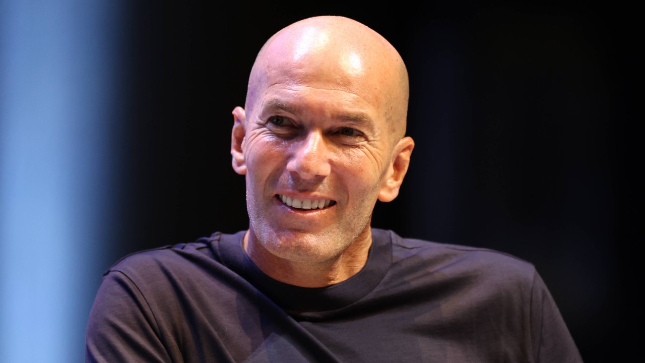 https://gianlucadimarzio.com/wp-content/uploads/2025/10/zidane-imago-copertina-1.jpg