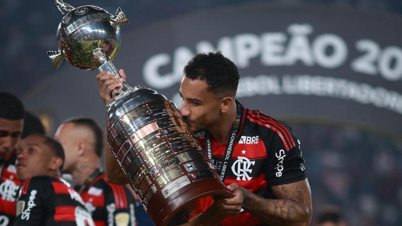 https://gianlucadimarzio.com/wp-content/uploads/2025/11/danilo-flamengo-gdm-copertina-1.jpg