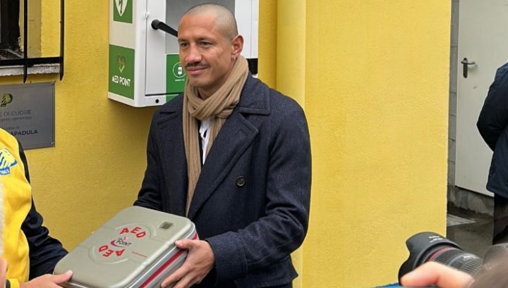 Lapadula, il gesto d’oro e il ritorno alle origini: due defibrillatori in omaggio al Paradiso Collegno