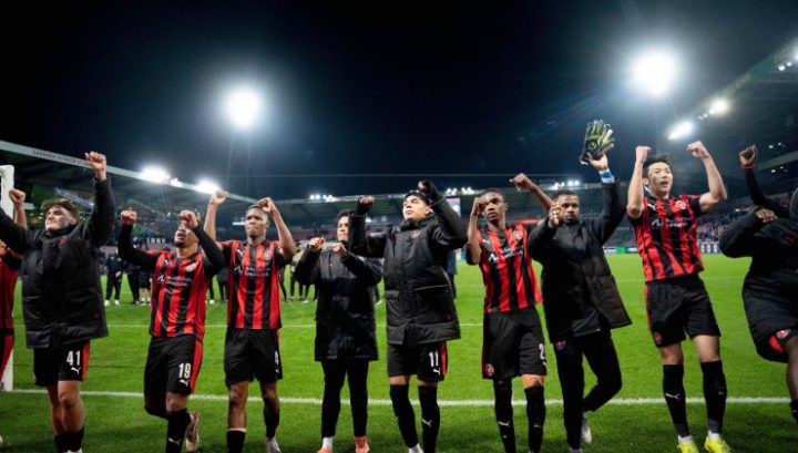 Il Midtjylland esulta dopo la vittoria contro il Celtic (IMAGO) 