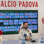 L'allenatore del Padova, Andreoletti