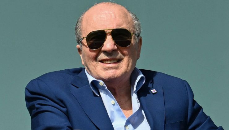 In merito alle voci false e prive di fondamento che sono state diffuse in queste ore rispetto ad una possibile cessione della proprietà della Fiorentina il Presidente Rocco Commisso afferma con forza:“Smentisco categoricamente le voci che stanno circolando in queste ore su una possibile vendita della Società. Non è possibile che nei momenti di difficoltà, tornino ad affiorare queste falsità quando, invece, ci sarebbe bisogno di unità, compattezza e coesione tra tutto l'ambiente, Squadra, Club, Città e tifosi. Siamo ripartiti da pochi giorni con un nuovo assetto tecnico, lasciamo il tempo di lavorare alle persone che hanno la mia fiducia a cominciare da Alessandro (Ferrari) fino a tutte le altre persone che sono presenti nel nostro Club. Rocco Commisso, presidente della Fiorentina (Imago)