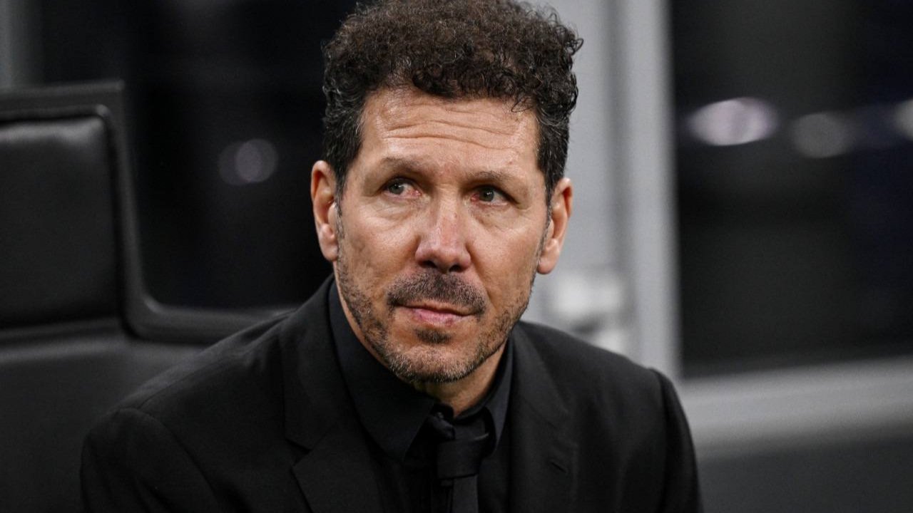 https://gianlucadimarzio.com/wp-content/uploads/2025/11/simeone-copertina-imago.jpg