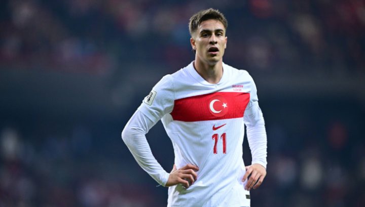 Kenan Yildiz con la maglia della Turchia (IMAGO)