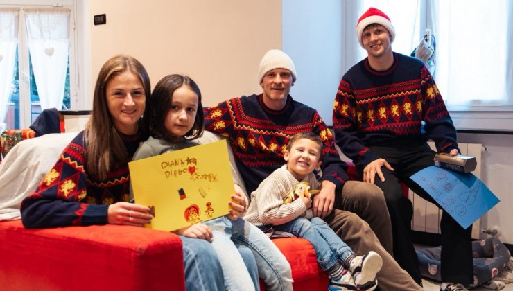 I giocatori del Genoa con i tifosi (Credits: Genoa CFC)