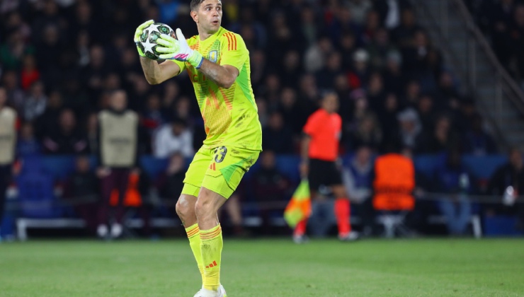 Dibu Martinez, portiere dell'Aston Villa